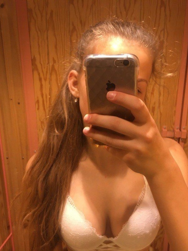 Лола из Энгельса
